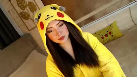 JEN  online show from 01-08-26, 09:00