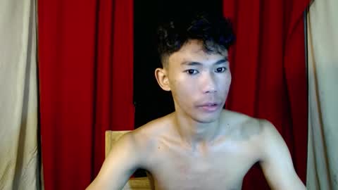 Snapshot of yourdreamboyx chatting on 12-16-24, 08:41 Rence online show from 12-16-24, 08:41