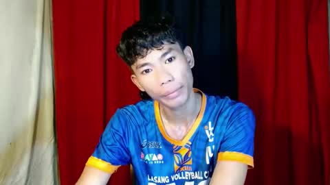 Snapshot of yourdreamboyx chatting on 12-26-24, 08:07 Rence online show from 12-26-24, 08:07