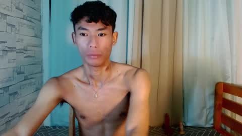 Snapshot of yourdreamboyx chatting on 12-30-24, 05:13 Rence online show from 12-30-24, 05:13