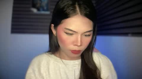 Snapshot of yourehot_pretty chatting on 06-10-26, 05:34 Do read my bio online show from 06-10-26, 05:34