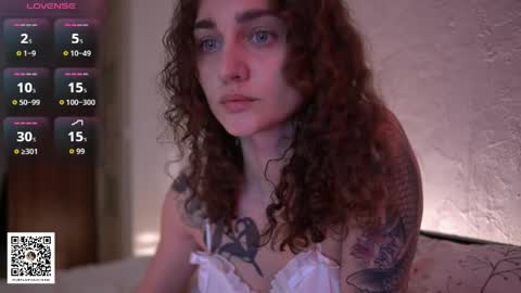 Snapshot of youreyeshere chatting on 04-04-26, 02:58 Dari online show from 04-04-26, 02:58