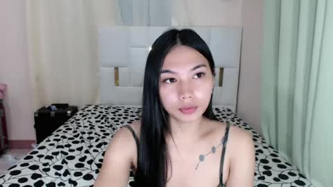 jenlie online show from 07-26-26, 07:43