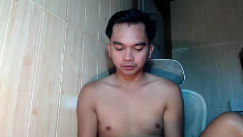 Snapshot of yourfantasyboyjr chatting on 09-29-25, 07:02 i am your dream boy JR online show from 09-29-25, 07:02