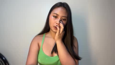 yourfantasyyy_ online show from 05-04-26, 09:33