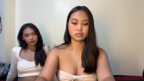 yourfantasyyy_ online show from 05-20-26, 07:42