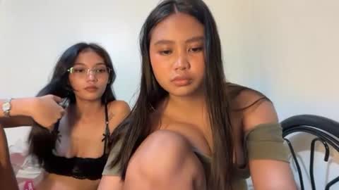 yourfantasyyy_ online show from 06-17-26, 10:39