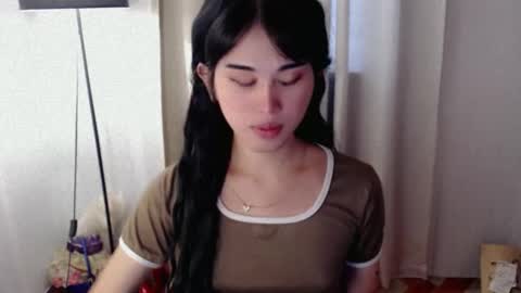 Snapshot of yourfavorateella chatting on 09-21-25, 10:22 PrettyElla online show from 09-21-25, 10:22