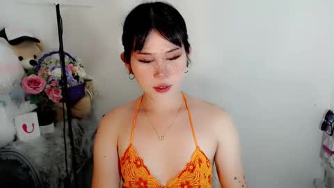 PrettyElla online show from 11-03-25, 05:52