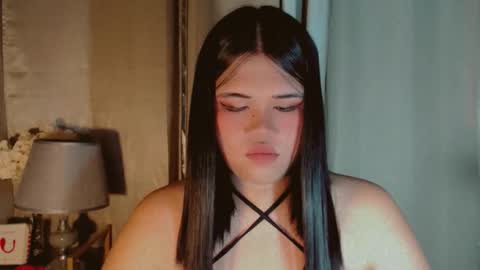 Snapshot of yourfavoratejessica chatting on 10-07-25, 01:58 Jessica online show from 10-07-25, 01:58