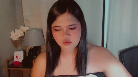 Snapshot of yourfavoratejessica chatting on 10-23-25, 09:52 Jessica online show from 10-23-25, 09:52