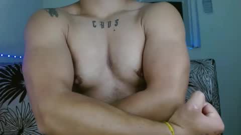 Snapshot of yourfavorite_bigclit chatting on 09-23-25, 10:40 yourfavorite_bigclit online show from 09-23-25, 10:40