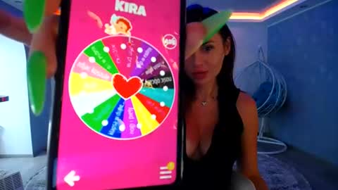 call meKira online show from 06-29-26, 06:41