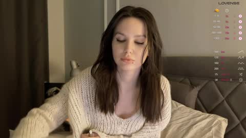 Aida online show from 12-29-24, 03:13