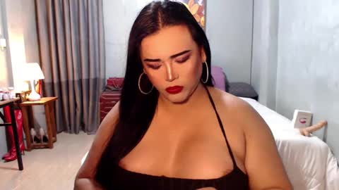 Snapshot of yourhighnesscassy chatting on 12-04-24, 11:13 Cassy online show from 12-04-24, 11:13