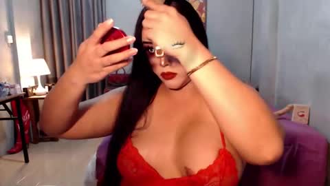 Snapshot of yourhighnesscassy chatting on 01-15-25, 11:10 Cassy online show from 01-15-25, 11:10