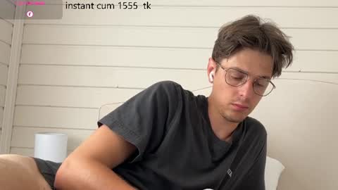Chris online show from 07-04-26, 05:24