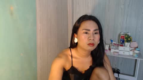 Snapshot of yourhottie_winxxx chatting on 05-11-26, 11:13 Mauie online show from 05-11-26, 11:13