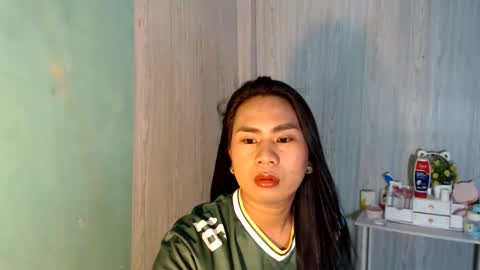 Snapshot of yourhottie_winxxx chatting on 05-26-26, 11:34 Mauie online show from 05-26-26, 11:34