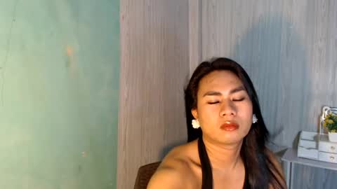 Snapshot of yourhottie_winxxx chatting on 07-05-26, 03:34 Mauie online show from 07-05-26, 03:34