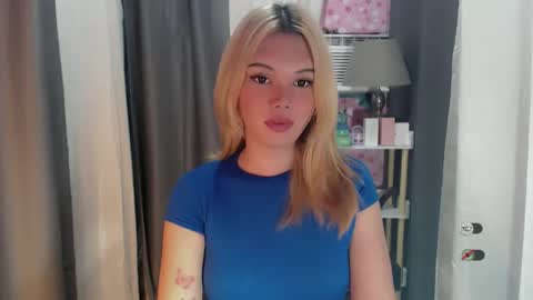 Snapshot of yourlovekylie chatting on 05-16-26, 08:22 KYLIE MORE online show from 05-16-26, 08:22
