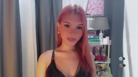 Snapshot of yourlovekylie chatting on 07-24-26, 10:02 KYLIE MORE online show from 07-24-26, 10:02