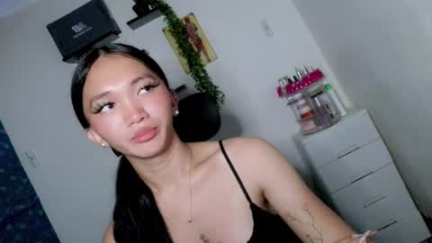 Nina online show from 04-26-26, 04:37