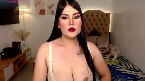 Snapshot of yourmistressamanda chatting on 02-14-26, 11:40 Amanda online show from 02-14-26, 11:40