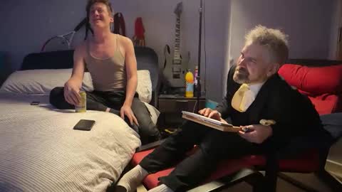 Snapshot of yournewfavourite chatting on 02-08-26, 10:02 newcastle72 online show from 02-08-26, 10:02