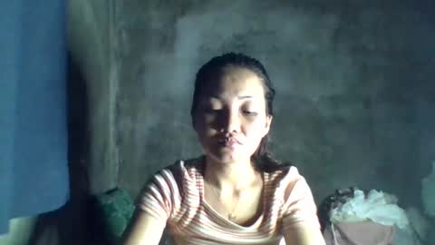 yourqueen1101 online show from 05-12-26, 04:04