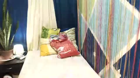 Nica Trocio online show from 12-13-24, 02:32