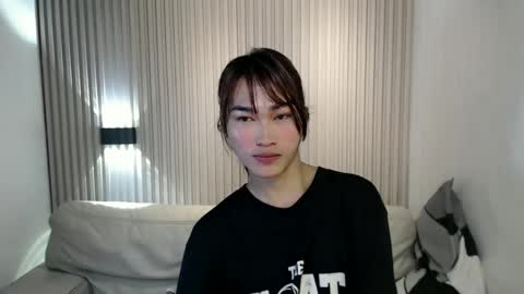 Snapshot of yoursexservice chatting on 12-20-25, 01:23 online show from 12-20-25, 01:23