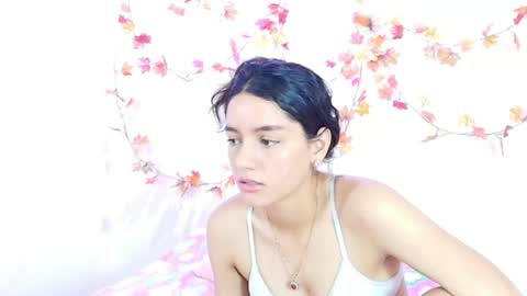Snapshot of yoursexy18lover chatting on 07-01-26, 06:26 Lina and roberth online show from 07-01-26, 06:26
