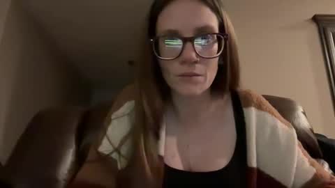 yourstrulylivy online show from 12-10-24, 02:27