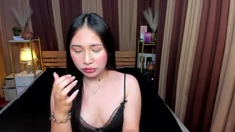 Snapshot of yoursubmissivegirl_zoe chatting on 06-25-26, 05:12 submissive and slave girl online show from 06-25-26, 05:12