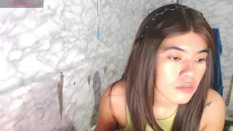 Snapshot of yoursweet_asian20 chatting on 06-23-26, 05:49 Maddie online show from 06-23-26, 05:49