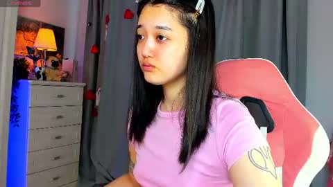 Snapshot of yoursweetsoul chatting on 07-02-26, 06:41 Bella online show from 07-02-26, 06:41