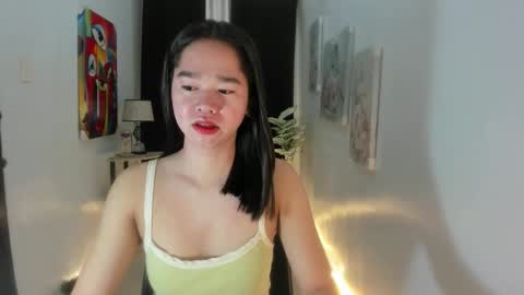 Snapshot of yourtinybunny chatting on 09-14-25, 03:05 yourtinybunny online show from 09-14-25, 03:05