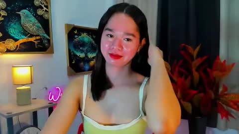 Snapshot of yourtinybunny chatting on 11-02-25, 04:09 yourtinybunny online show from 11-02-25, 04:09