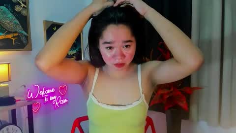 Snapshot of yourtinybunny chatting on 11-05-25, 10:59 yourtinybunny online show from 11-05-25, 10:59