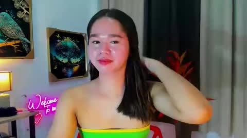 Snapshot of yourtinybunny chatting on 11-06-25, 02:23 yourtinybunny online show from 11-06-25, 02:23