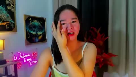 Snapshot of yourtinybunny chatting on 11-06-25, 03:13 yourtinybunny online show from 11-06-25, 03:13