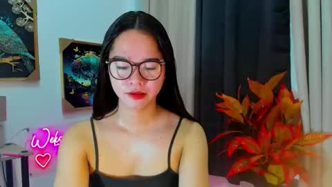 Snapshot of yourtinybunny chatting on 12-04-25, 05:17 yourtinybunny online show from 12-04-25, 05:17