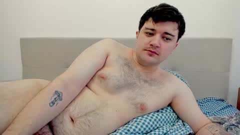 Snapshot of yourtotoro chatting on 01-23-25, 07:32 Mike online show from 01-23-25, 07:32