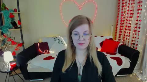 Snapshot of youruniverser chatting on 02-24-26, 09:40 Alice online show from 02-24-26, 09:40