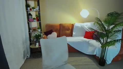 Snapshot of youruniverser chatting on 03-03-26, 06:25 Alice online show from 03-03-26, 06:25