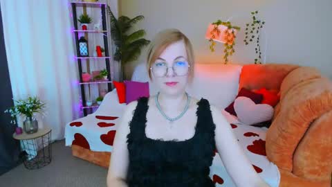 Alice online show from 06-09-26, 09:32