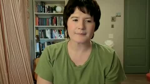 Snapshot of yousaiditfirst chatting on 06-09-26, 07:47 Rose Noire online show from 06-09-26, 07:47