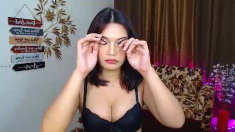 Snapshot of youungsextdeity chatting on 12-04-25, 09:40 cathy online show from 12-04-25, 09:40