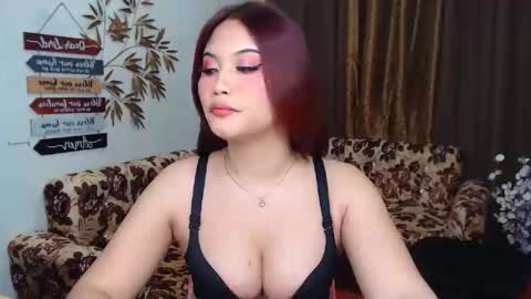 Snapshot of youungsextdeity chatting on 02-14-26, 07:49 cathy online show from 02-14-26, 07:49